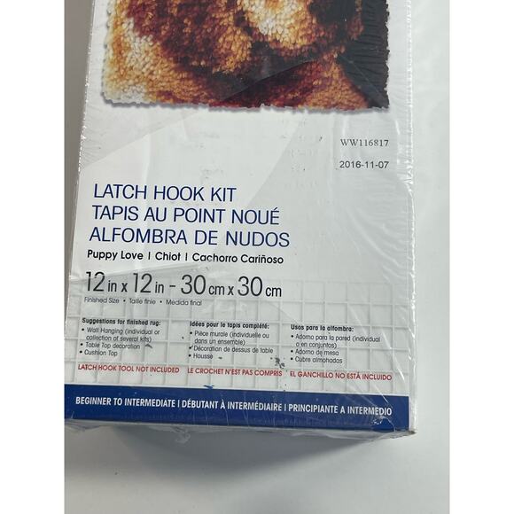 Wonderart Puppy Love Latch Hook Kit 426132 Golden Lab Retriever Dog - Picture 2 of 5